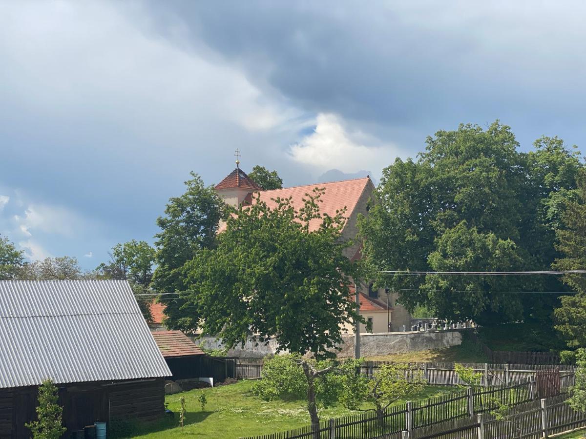 Ubytovani U Kloucku V Potvorove エクステリア 写真